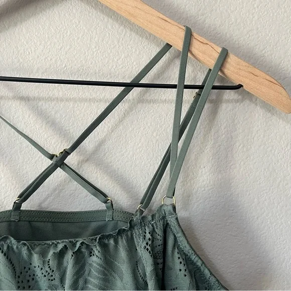 Aerie NWOT Sage Green Lace Coquette Strappy Bralette Size Large - Picture 3 of 7